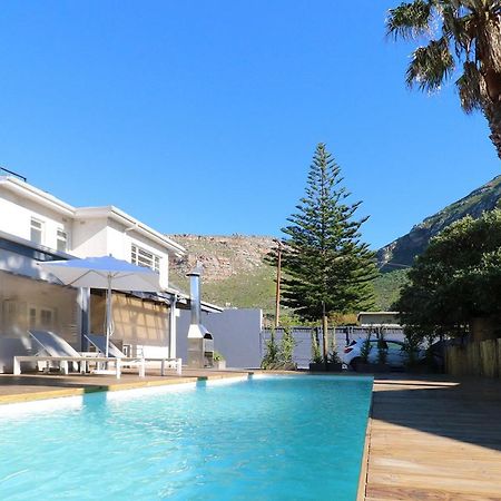 The Place Muizenberg Bagian luar foto