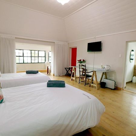 The Place Muizenberg Bagian luar foto