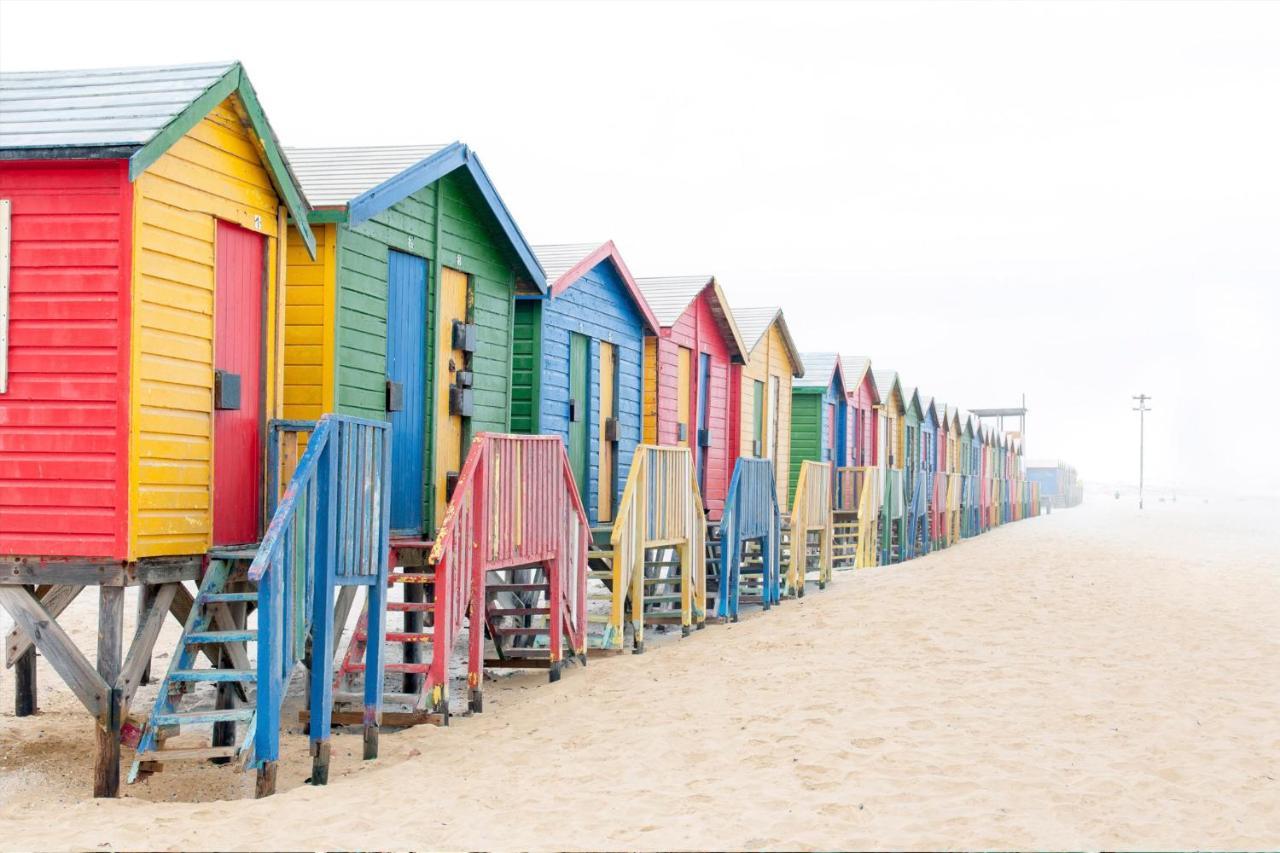 The Place Muizenberg Bagian luar foto