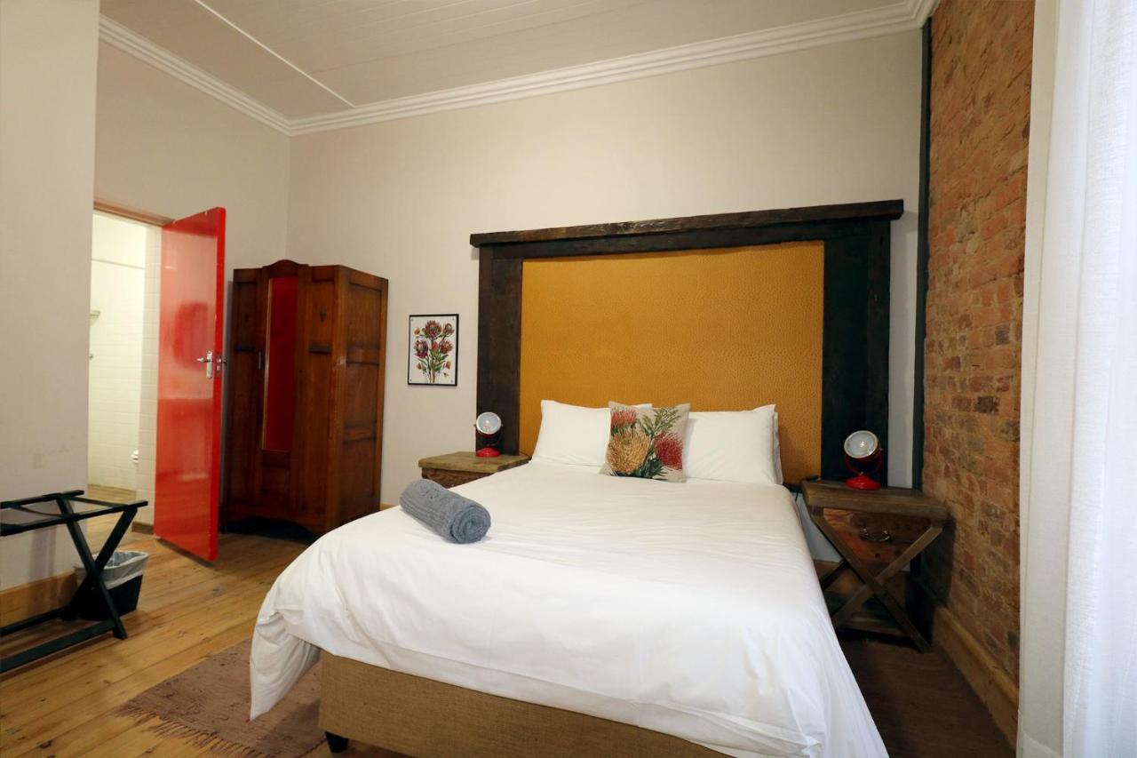 The Place Muizenberg Bagian luar foto